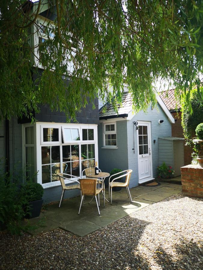 The Saddlery Holiday Cottage - Near Wolds And Coast North Thoresby Exterior photo